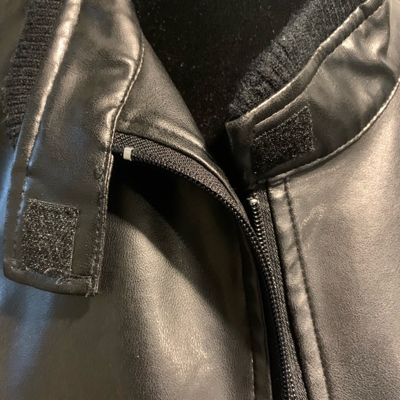 Faux leather jacket from Roxy. Size Medium. Pristine condition. - Picture 2 of 6